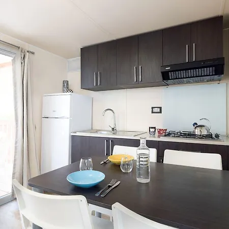 Gebetsroither - Village Roma Capitol 4*