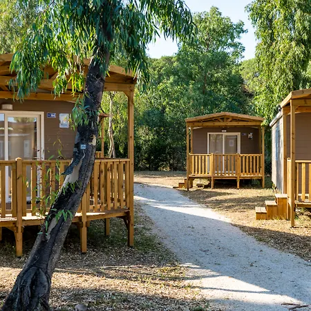 Gebetsroither - Village Capitol Camping