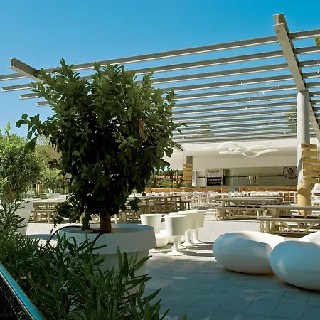 Gebetsroither - Village Capitol Camping 4*