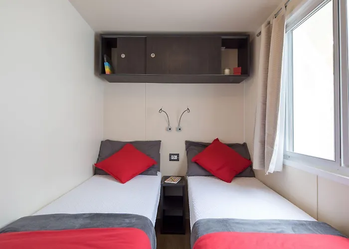 Gebetsroither - Village Capitol Camping