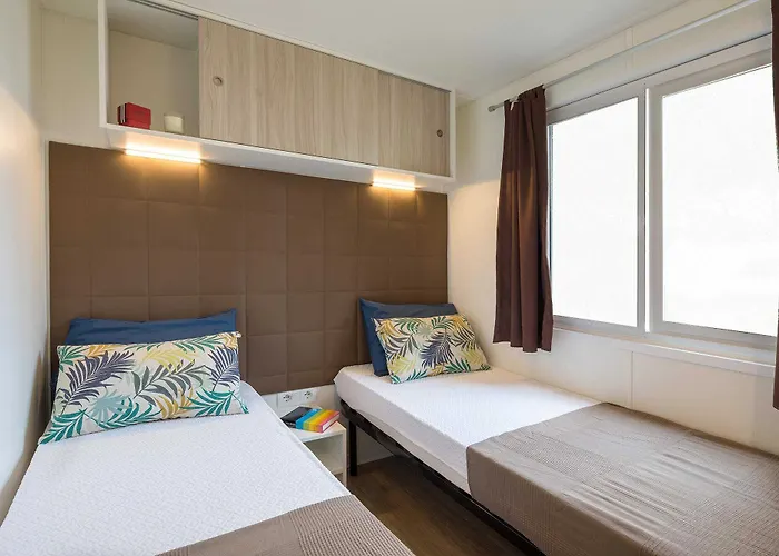 Gebetsroither - Village Capitol Camping 4*